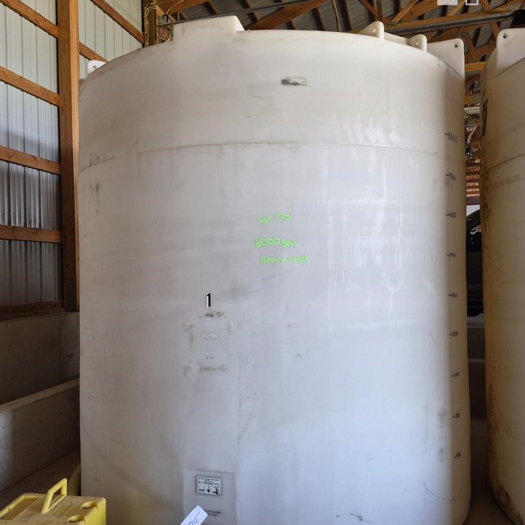POLY TANK 6000 GALLON