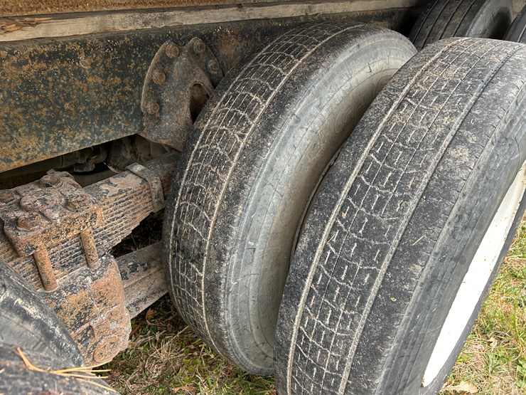 international-fleetstar-image-16