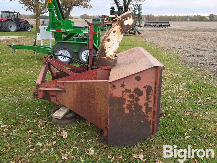 loftness-3-pt-snow-blower-attachment-image-4