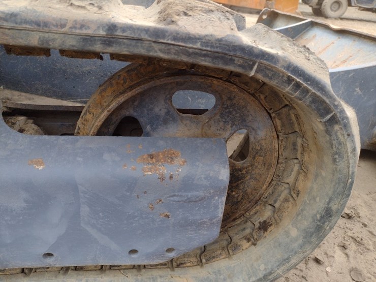 yanmar-vio35-image-39