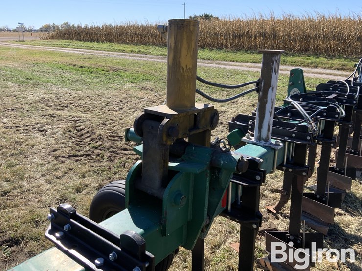 hawkins-12r30”-hiller-image-19