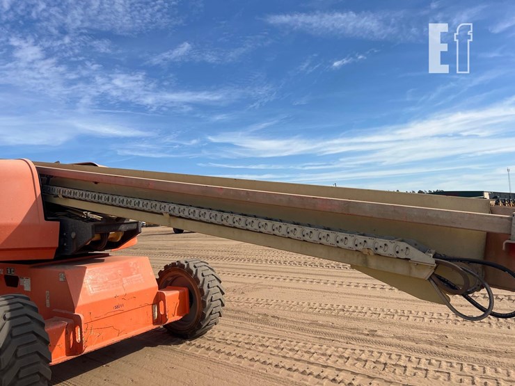 2018-jlg-600s-image-30