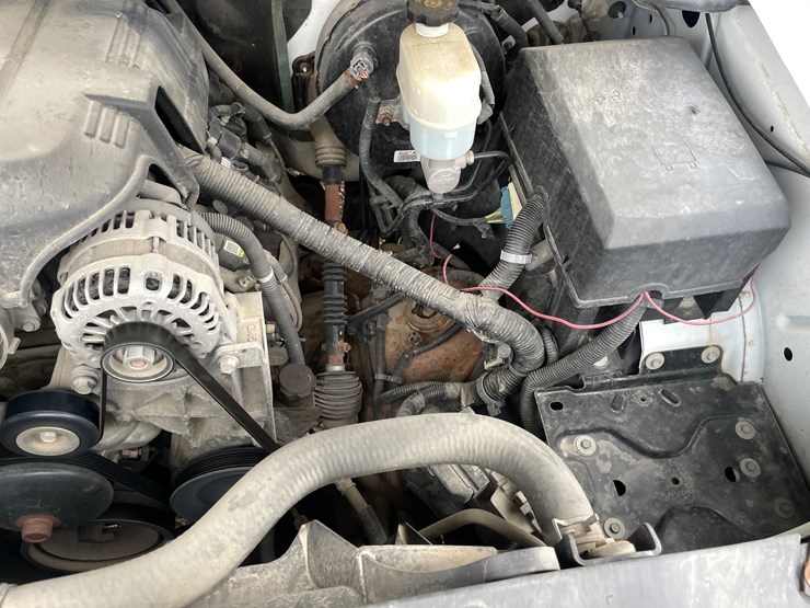 2010-chevrolet-1500-image-29