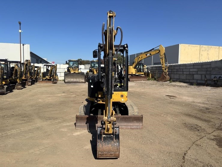 2022-caterpillar-303.5-image-6