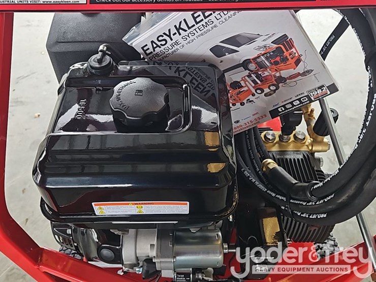 unused-magnum-4000-gold-pressure-washer,-15hp,-electric-start,-12v-system,-diesel-fire-burner-image-12