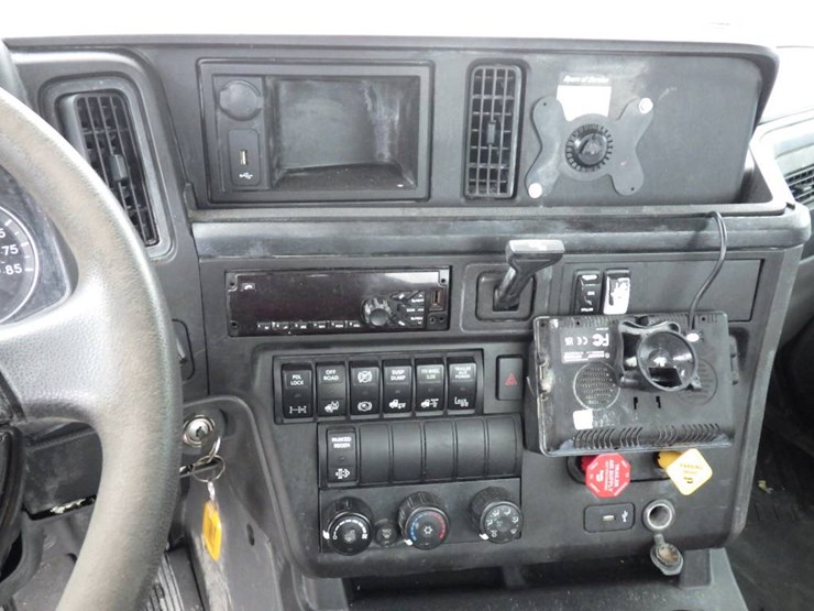 2019-international-lt-image-19