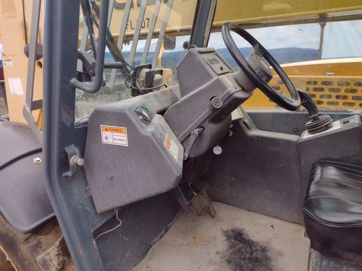 gehl-dl12-40-image-9