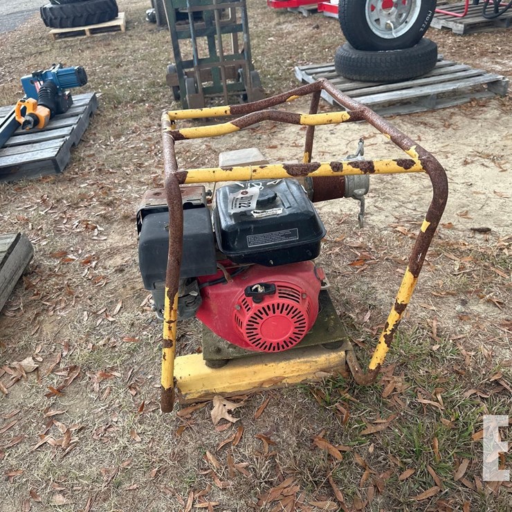 3" X 4" GAS POWERED WATER PUMP