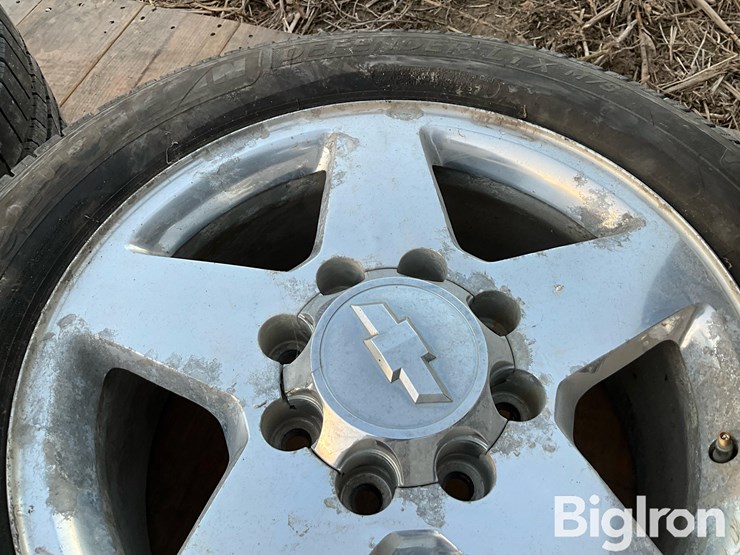 chevrolet-2500hd-image-16