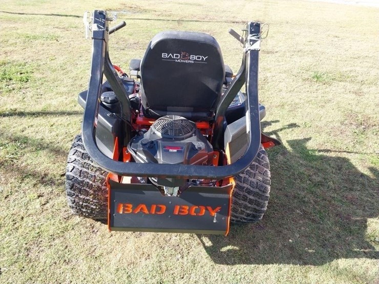 badboy-maverick-60"-155hrs-image-4