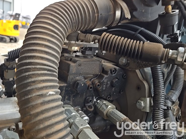 2023-jcb-ct260-120-image-62