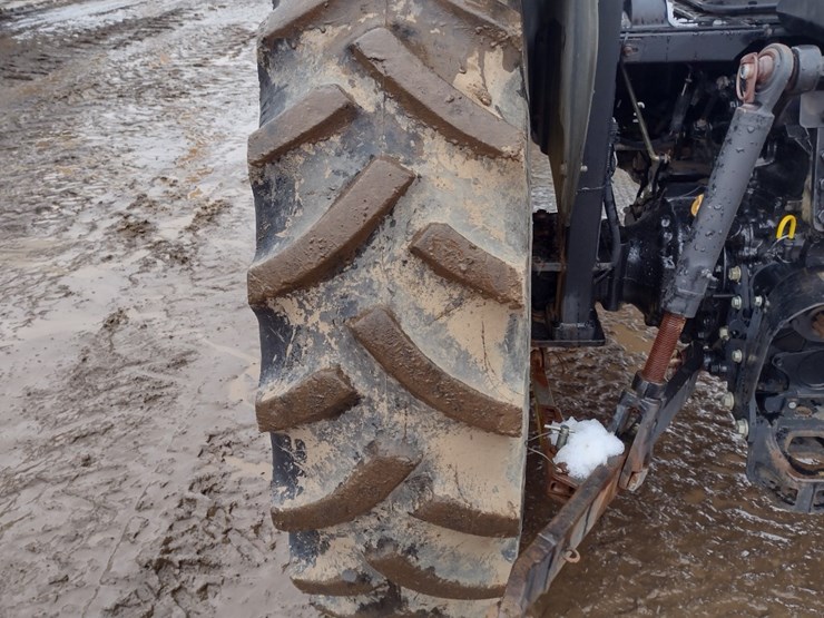 john-deere-4720-image-21