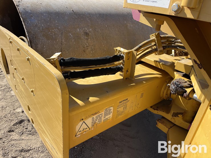 caterpillar-cs-423e-image-16