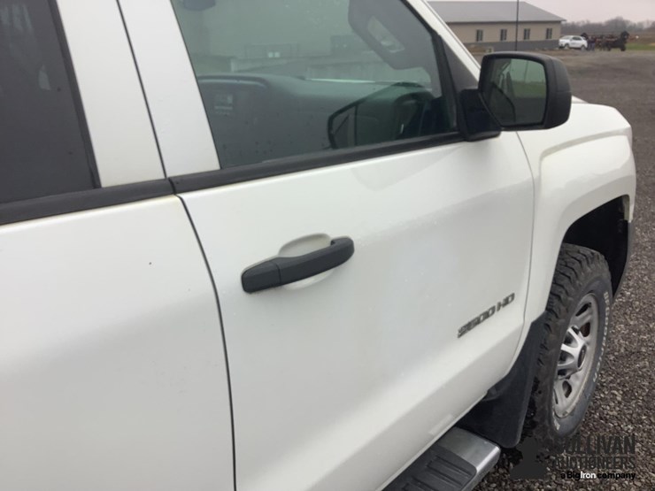 chevrolet-silverado-2500hd-image-15