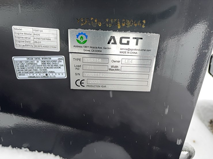 new-agt-ysrt14-mini-track-loader-image-3