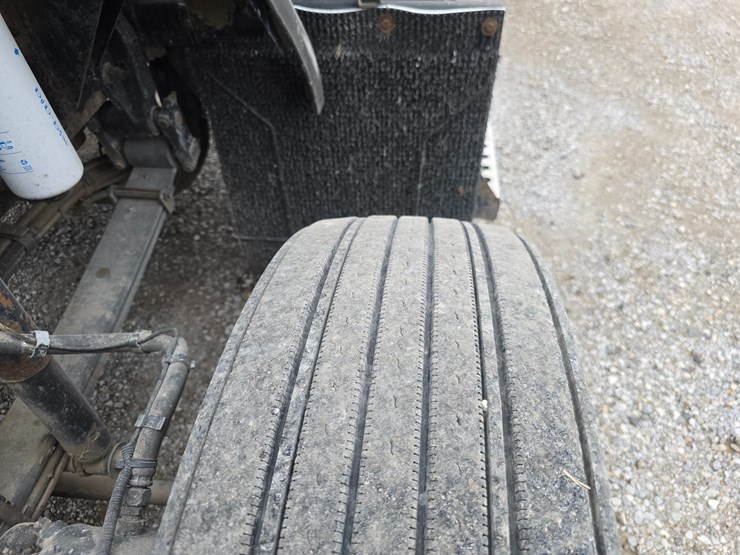 kenworth-t800-image-36