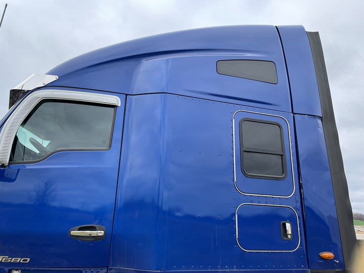 kenworth-t680-image-20