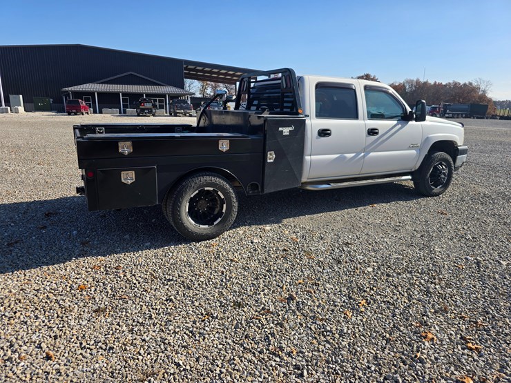 chevrolet-silverado-3500-image-29