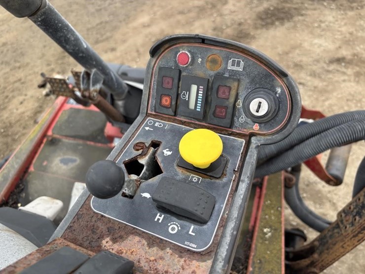 toro-groundsmaster-4500d-image-16