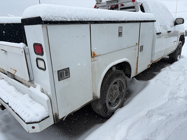 2016-chevrolet-2500hd-image-6