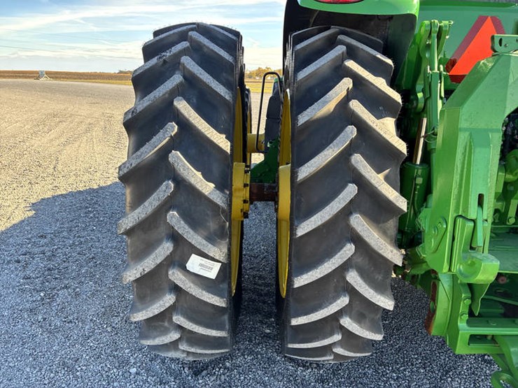 2014-john-deere-8295r-image-66