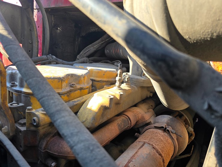 2002-peterbilt-320-image-34