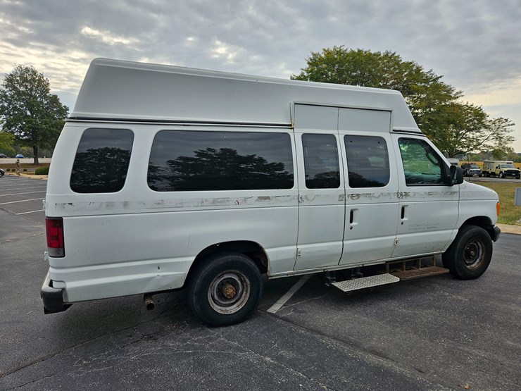 #21246-•-2007-ford-econoline-wagon-van-image-13