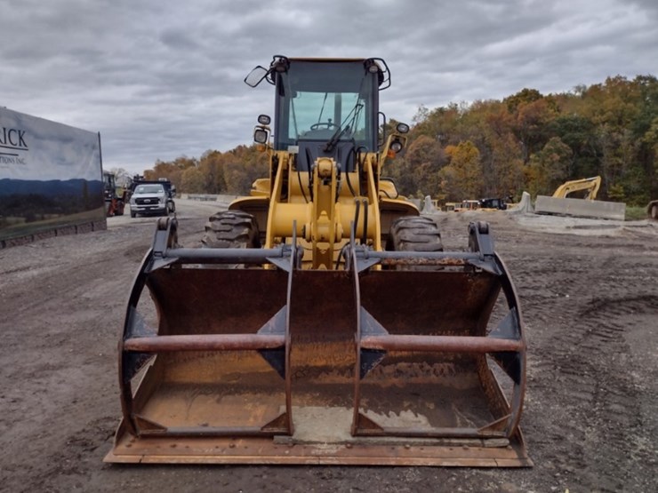 john-deere-444h-image-2