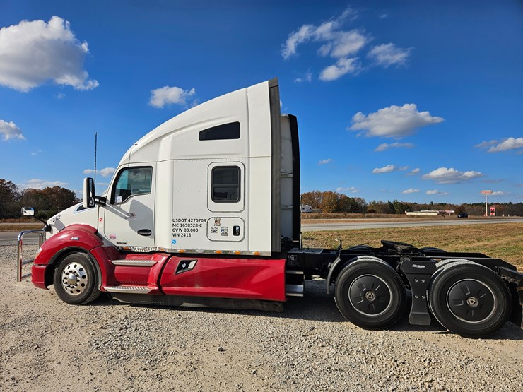 2021-kenworth-t680-image-9