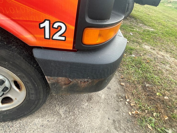 #1403-•-2005-chevy-cargo-van-(wi-title-in-delay)-image-13