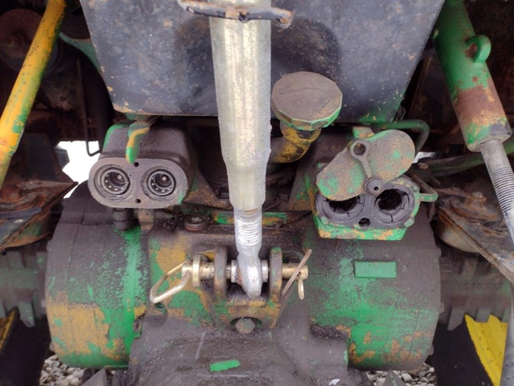 john-deere-2550-image-21