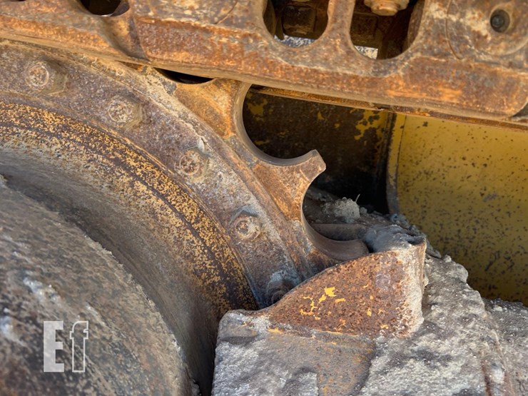 2013-caterpillar-d5k2-lgp-image-15