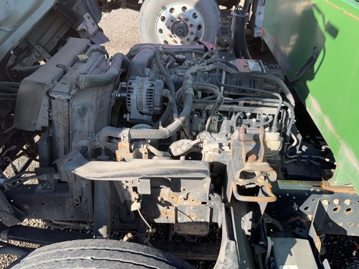 isuzu-npr-hd-image-19