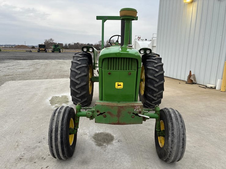 john-deere-4020-image-11
