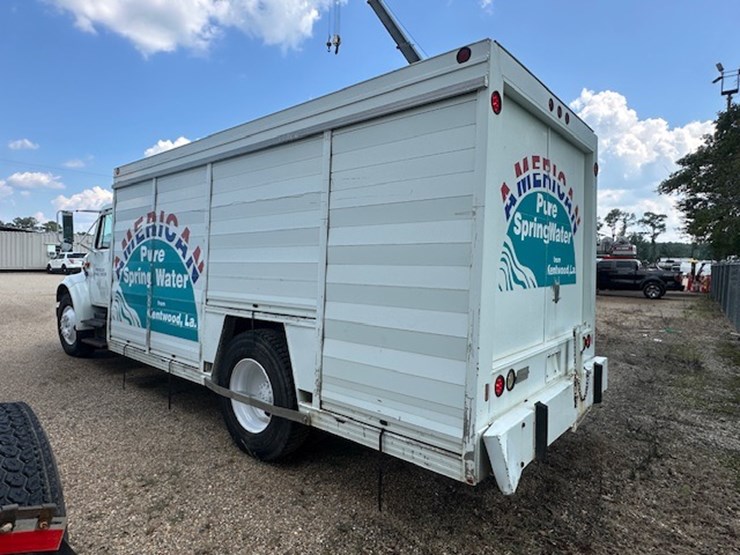 1994-international-4700-image-6