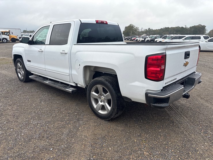 2017-chevrolet-1500-image-4