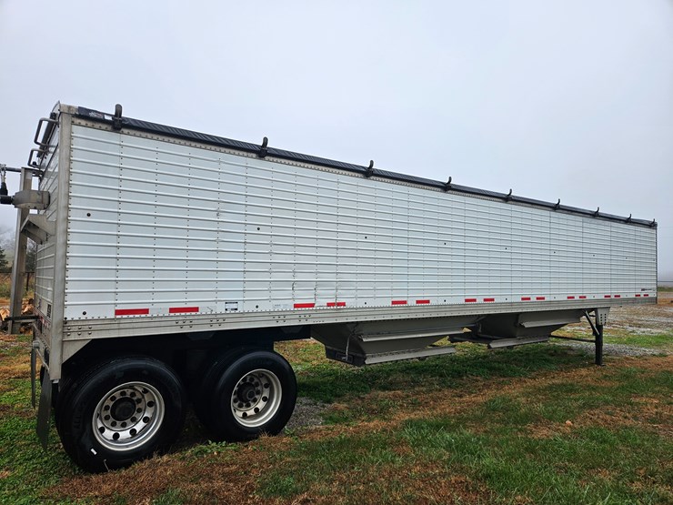 2017-timpte-hopper-bottom-image-13