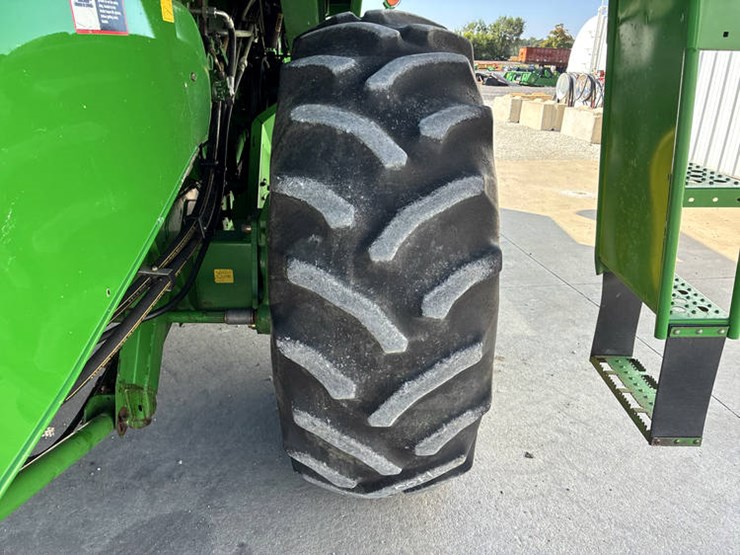 john-deere-9400-image-41