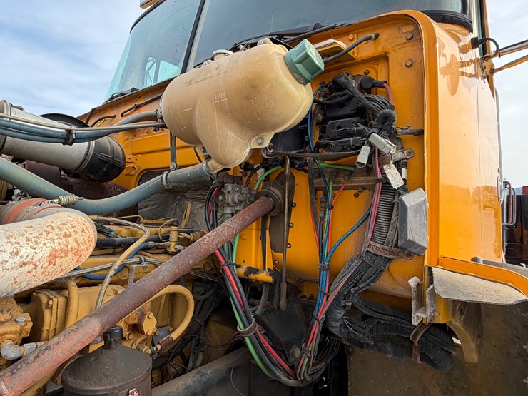 1999-caterpillar-3306-image-31