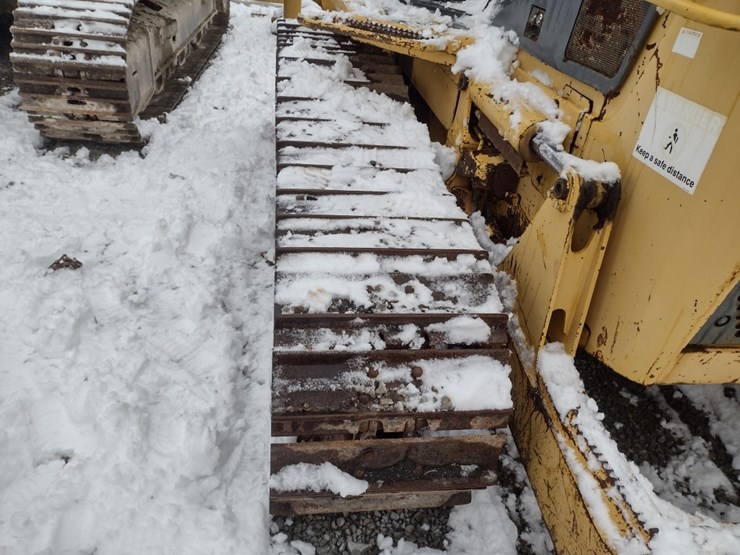 komatsu-d41e-6-image-29