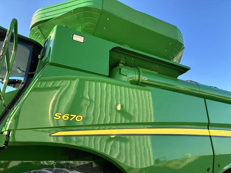 john-deere-s670-image-30