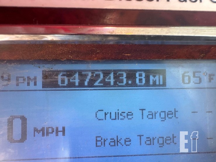 2015-mack-pinnacle-chu613-image-28