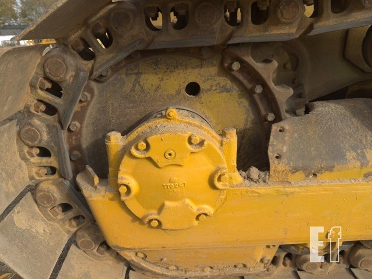 caterpillar-d6d-image-18