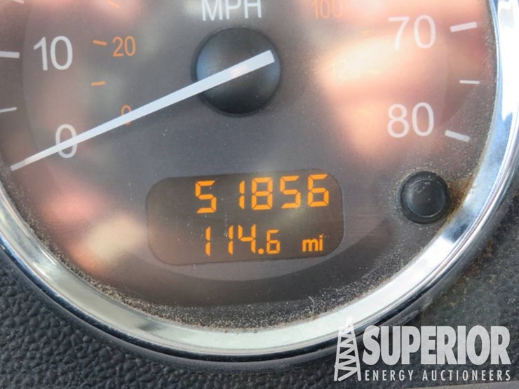 peterbilt-388-image-15