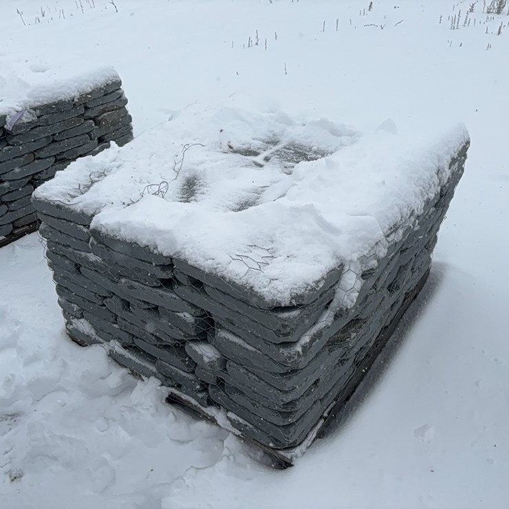 PALLET OF STONES