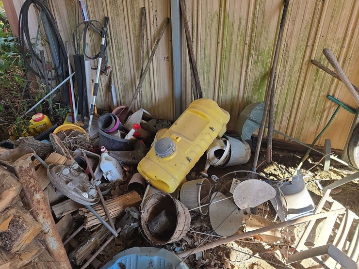 yard-tools,-hoses,-fan-blades,-sprayer-tank,-misc.-image-1