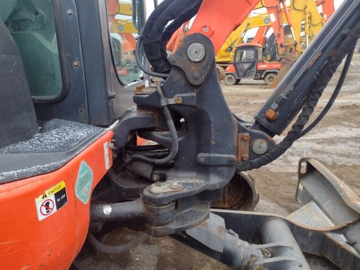 kubota-kx057-image-25