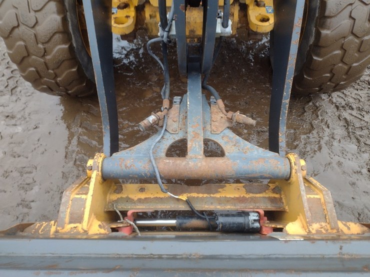 deere-244l-image-16