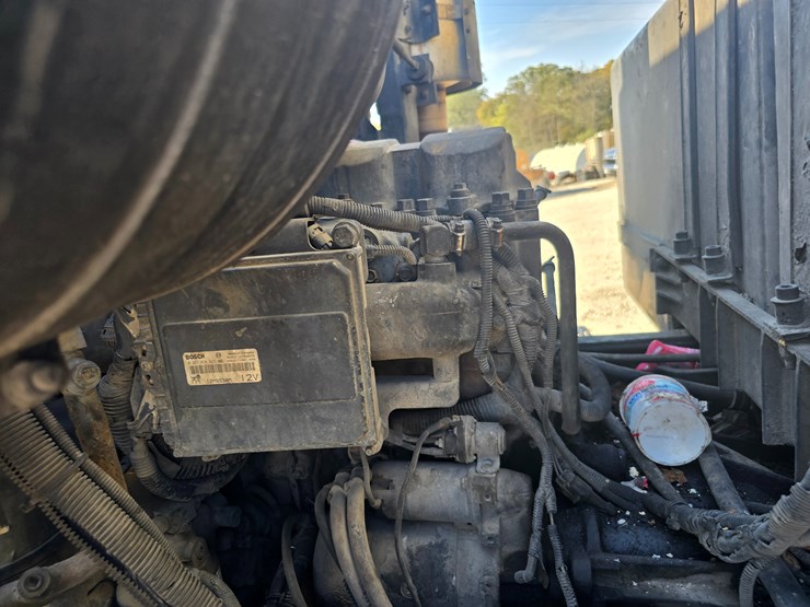 2007-mack-le613-image-82