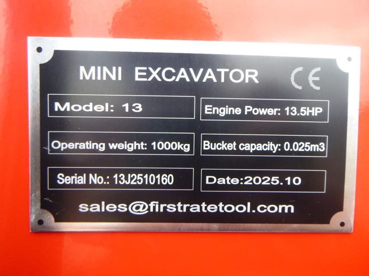 2025-vicsec-vc13-hydraulic-excavator-image-28